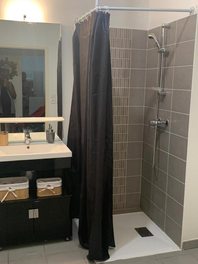 Appartement Lac Rose - Parking, Metro, Jusqu'A 4 Personnes Марсель Экстерьер фото