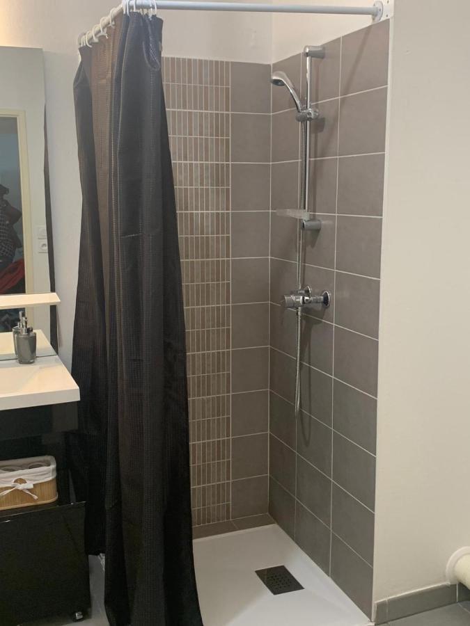 Appartement Lac Rose - Parking, Metro, Jusqu'A 4 Personnes Марсель Экстерьер фото